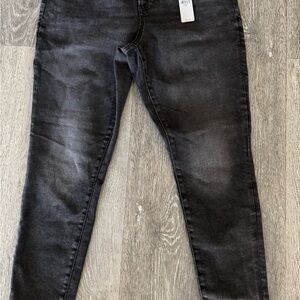 Express Black Skinny Jeans with Modern Fit